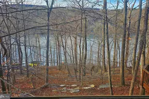 6614 W Lakeridge Rd, New Market, MD 21774 - Photo 3