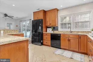 8301 Sharon Dr, Frederick, MD 21704 - Photo 7