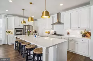 8776 Walnut Btm Ln, Frederick, MD 21701 - Photo 9