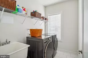 8776 Walnut Btm Ln, Frederick, MD 21701 - Photo 15