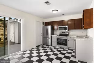 21 W Orndorff, Brunswick, MD 21716 - Photo 15