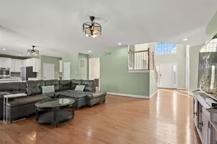 12304 Hungerford Manor Ct, Monrovia, MD 21770 - Photo 3