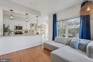 2539 Waterside Dr, Frederick, MD 21701 - Photo 9