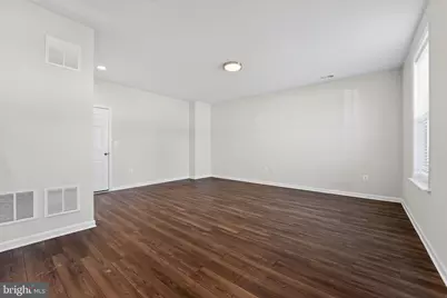 304 Faversham Pl, Frederick, MD 21701 - Photo 5