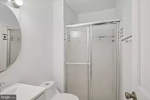 124 Key Pkwy, Frederick, MD 21702 - Photo 25