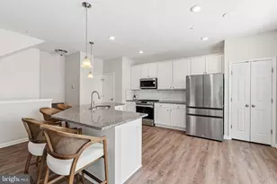 5902 Forum Sq, Frederick, MD 21703 - Photo 7