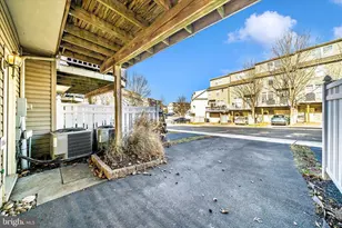 554 Eisenhower Dr, Frederick, MD 21703 - Photo 51