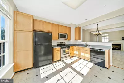 554 Eisenhower Drive, Frederick, MD 21703 - Photo 15