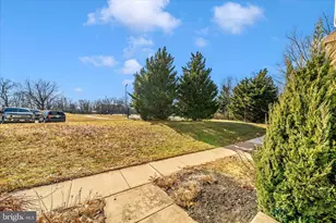 554 Eisenhower Dr, Frederick, MD 21703 - Photo 57