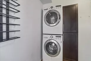 103 E 8th St, Frederick, MD 21701 - Photo 9