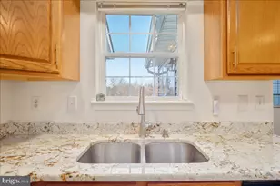 10244 Royal St Andrews Pl, Ijamsville, MD 21754 - Photo 31