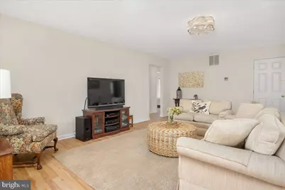 10244 Royal Saint Andrews Place, Ijamsville, MD 21754 - Photo 13