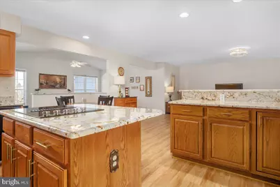 10244 Royal Saint Andrews Place, Ijamsville, MD 21754 - Photo 5