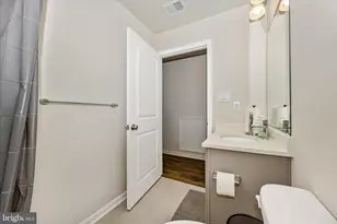 726 Compass Wy, Frederick, MD 21701 - Photo 9