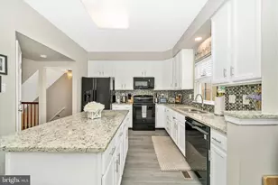 9521 Bellhaven Ct, Frederick, MD 21701 - Photo 13