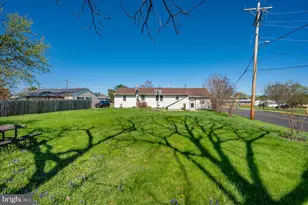 706 E Main St, Thurmont, MD 21788 - Photo 37