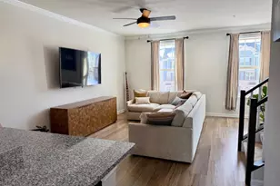 5925 Garden Walk Dr, Frederick, MD 21703 - Photo 9