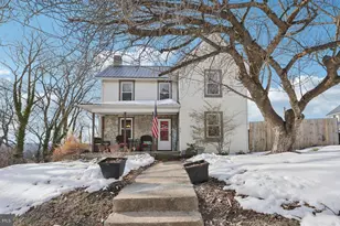 519 N Maple Ave, Brunswick, MD 21716 - Photo 1