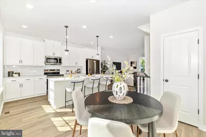 306B Baughmans Lane, Frederick, MD 21702 - Photo 17