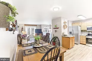 1 Walnut Pond Ct, Middletown, MD 21769 - Photo 9