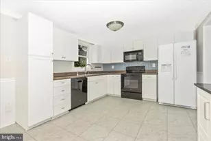 207 Contour Rd, Mount Airy, MD 21771 - Photo 13