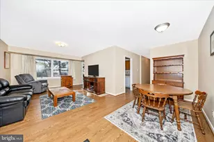 200 Chapel Ct, Walkersville, MD 21793 - Photo 3