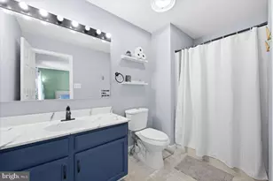 2411 Dunmore Ct, Frederick, MD 21702 - Photo 5