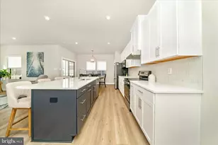 6967 Mandalong Wy, New Market, MD 21774 - Photo 17