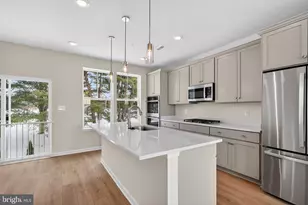 5392 Siri Ct, Frederick, MD 21703 - Photo 3