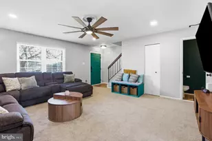 6844 Carnation Cir, Frederick, MD 21703 - Photo 7