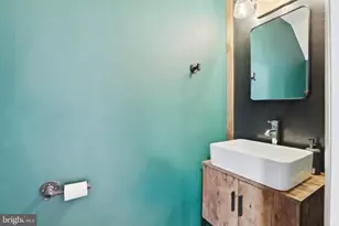 6844 Carnation Cir, Frederick, MD 21703 - Photo 9