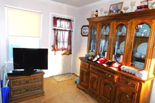 7058 Catalpa Rd, Frederick, MD 21703 - Photo 9