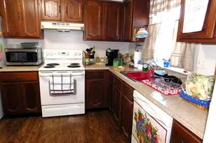 7058 Catalpa Rd, Frederick, MD 21703 - Photo 5