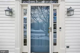 11208 Yardley Pl, Ijamsville, MD 21754 - Photo 5