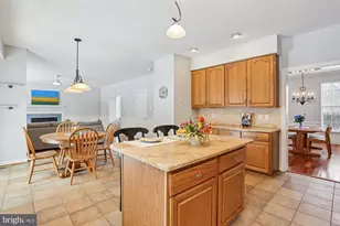 11208 Yardley Pl, Ijamsville, MD 21754 - Photo 21