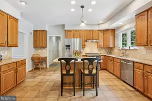 11208 Yardley Pl, Ijamsville, MD 21754 - Photo 17