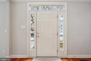 11208 Yardley Pl, Ijamsville, MD 21754 - Photo 7