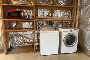 700 E H St, Brunswick, MD 21716 - Photo 17