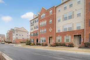 6487 Jack Linton Dr S, Frederick, MD 21703 - Photo 3