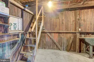 22 Virginia Ave, Brunswick, MD 21716 - Photo 39