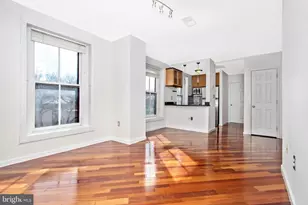 103 S Market St, Frederick, MD 21701 - Photo 3