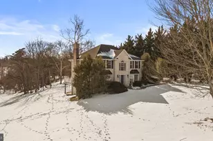 4739 Marianne Dr, Mount Airy, MD 21771 - Photo 3