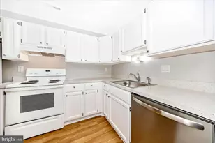 2137 Wainwright Ct, Frederick, MD 21702 - Photo 17