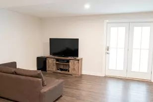 711 Canal Town St, Brunswick, MD 21716 - Photo 19