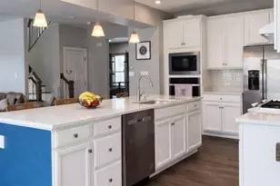 711 Canal Town St, Brunswick, MD 21716 - Photo 5
