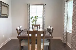 711 Canal Town St, Brunswick, MD 21716 - Photo 9