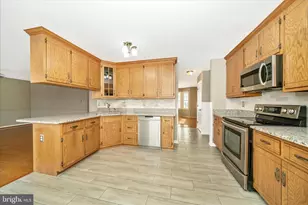 10224 Allview Dr, Frederick, MD 21701 - Photo 13