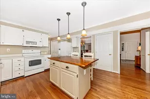 10660 Emmaline Dr, New Market, MD 21774 - Photo 9