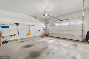 1106 Lakin Dr, Frederick, MD 21702 - Photo 37