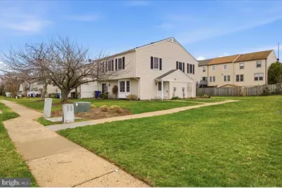 1228 Danielle Drive #1228E, Frederick, MD 21703 - Photo 3